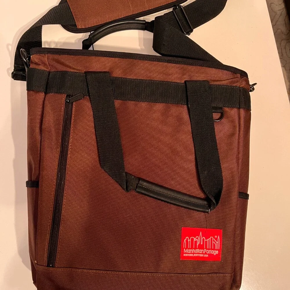 Manhattan Portage Padded Laptop Carrying Case - Great Condition (wa/x)‎